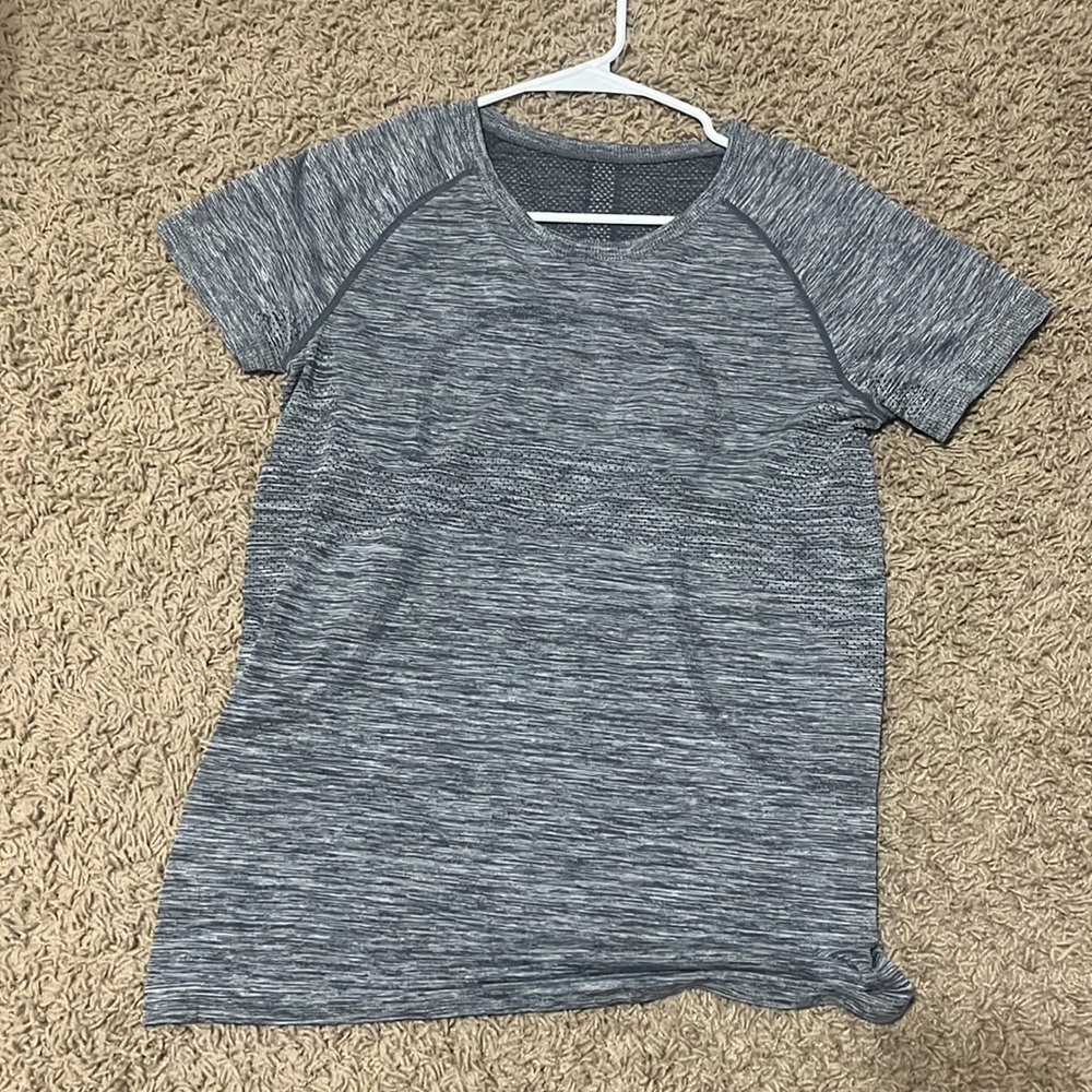 grey size 8 lulu lemon swiftly